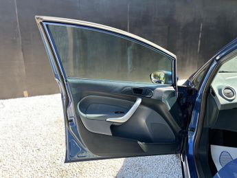 Ford Fiesta 1.4 Titanium 5dr