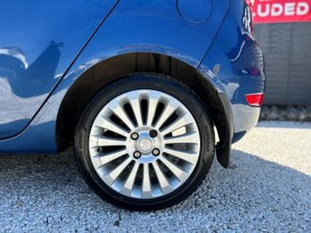 Ford Fiesta 1.4 Titanium 5dr