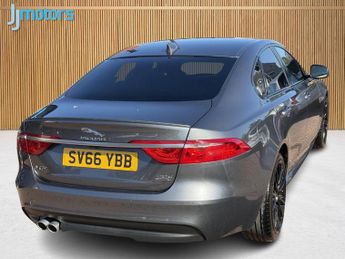 Jaguar XF 2.0d R-Sport Auto AWD Euro 6 (s/s) 4dr