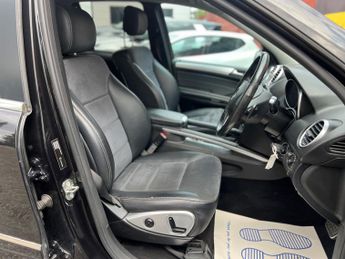 Mercedes-Benz M Class 3.0 ML300 CDI V6 BlueEfficiency Sport G-Tronic 4WD Euro 5 5dr