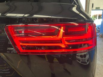 Audi Q7 3.0 TDI V6 50 Black Edition Tiptronic quattro Euro 6 (s/s) 5dr