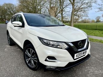 Nissan Qashqai 1.5 DCI N-CONNECTA DCT 5DR Semi Automatic