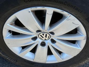 Volkswagen Sharan 2.0 TDI SE Nav DSG Euro 6 (s/s) 5dr