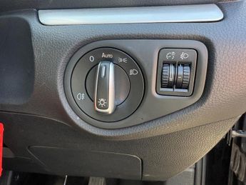 Volkswagen Sharan 2.0 TDI SE Nav DSG Euro 6 (s/s) 5dr