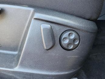 Volkswagen Sharan 2.0 TDI SE Nav DSG Euro 6 (s/s) 5dr