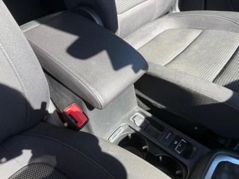 Volkswagen Sharan 2.0 TDI SE Nav DSG Euro 6 (s/s) 5dr