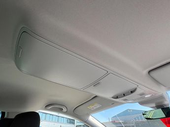 Volkswagen Sharan 2.0 TDI SE Nav DSG Euro 6 (s/s) 5dr