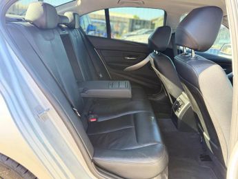 BMW 3 Series 2.0 320d SE Auto Euro 5 (s/s) 4dr