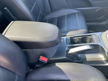 Ford Kuga 2.5T Titanium Auto AWD Euro 4 5dr