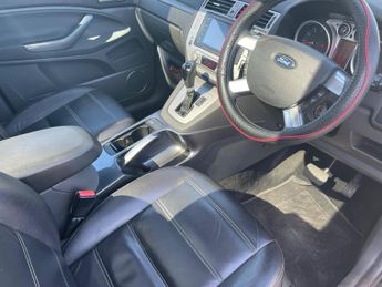 Ford Kuga 2.5T Titanium Auto AWD Euro 4 5dr