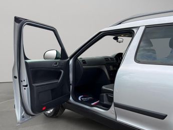 Skoda Yeti 2.0 TDI Elegance Outdoor DSG 4WD Euro 5 5dr