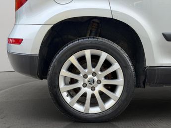 Skoda Yeti 2.0 TDI Elegance Outdoor DSG 4WD Euro 5 5dr