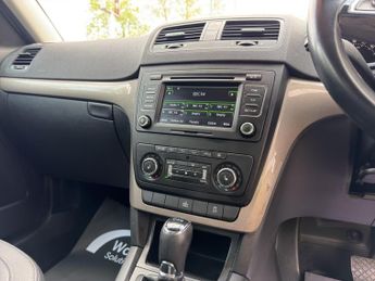 Skoda Yeti 2.0 TDI Elegance Outdoor DSG 4WD Euro 5 5dr