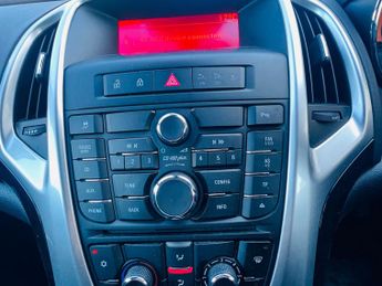 Vauxhall Astra GTC 1.4T SRi Auto Euro 5 3dr