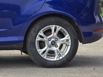 Ford B-Max 1.6 Zetec MPV 5dr Petrol Powershift Euro 5 (105 ps)