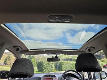 Honda Jazz 1.4 i-VTEC EX Hatchback 5dr Petrol CVT Euro 5 (99 ps)