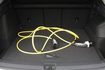 Volkswagen Tiguan 1.5 TSI eHybrid 19.7kWh Elegance SUV 5dr Petrol Plug-in Hybrid D