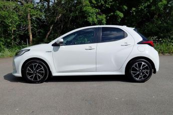 Toyota Yaris 1.5 VVT-h Design E-CVT Euro 6 (s/s) 5dr