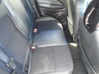 Nissan Juke 1.0 DIG-T Tekna DCT Auto Euro 6 (s/s) 5dr