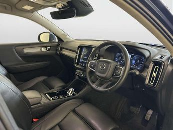 Volvo XC40 2.0 D4 Inscription Pro SUV 5dr Diesel Auto AWD Euro 6 (s/s) (190