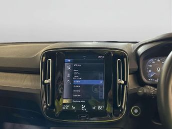 Volvo XC40 2.0 D4 Inscription Pro SUV 5dr Diesel Auto AWD Euro 6 (s/s) (190