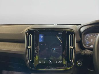 Volvo XC40 2.0 D4 Inscription Pro SUV 5dr Diesel Auto AWD Euro 6 (s/s) (190