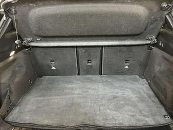 Mercedes-Benz EQA EQA 350 66.5kWh AMG Line SUV 5dr Electric Auto 4MATIC (292 ps)