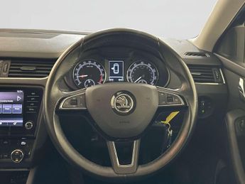Skoda Octavia 1.6 TDI SE Drive Estate 5dr Diesel Manual Euro 6 (s/s) (115 ps)