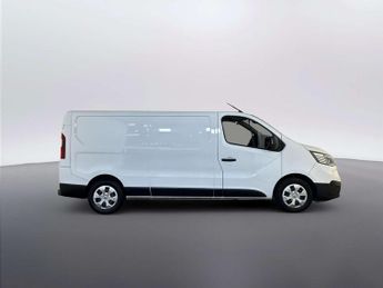 Renault Trafic 2.0 dCi Blue LL30 Advance Panel Van 5dr Diesel Manual L2 H1 Euro