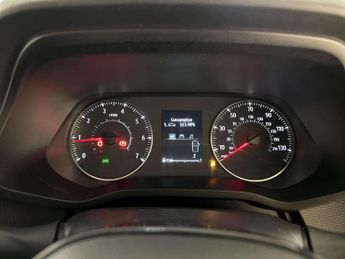 Renault Trafic 2.0 dCi Blue LL30 Advance Panel Van 5dr Diesel Manual L2 H1 Euro