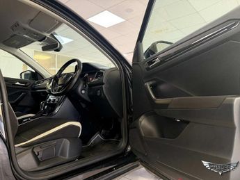 Volkswagen T-Roc 2.0 TSI SEL DSG 4Motion Euro 6 (s/s) 5dr