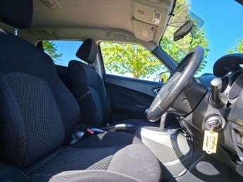 Nissan Juke 1.6 Acenta XTRON Euro 6 5dr