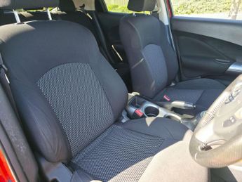 Nissan Juke 1.6 Acenta XTRON Euro 6 5dr