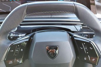 Peugeot E-3008 73kWh GT Auto 5dr