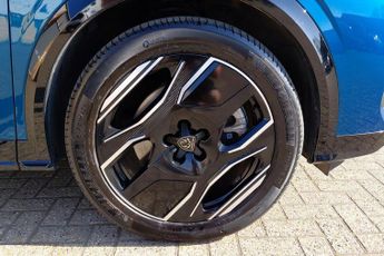 Peugeot E-3008 73kWh GT Auto 5dr