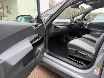 Volkswagen ID.3 Pro Performance 58kWh Life Auto 5dr
