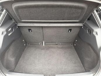 Volkswagen ID.3 Pro Performance 58kWh Life Auto 5dr