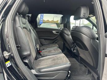 Audi Q7 3.0 TDI V6 S line Tiptronic quattro Euro 6 (s/s) 5dr