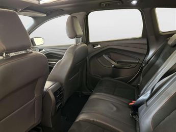 Ford Kuga 2.0 TDCi EcoBlue ST-Line Edition SUV 5dr Diesel Powershift AWD E