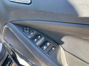 Vauxhall Crossland 1.2 Turbo Elite Nav Auto Euro 6 (s/s) 5dr