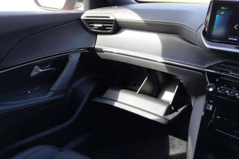 Peugeot E-2008 50kWh GT SUV 5dr Electric Auto (7kW Charger) (136 ps)