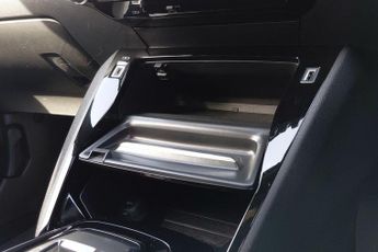 Peugeot E-2008 50kWh GT SUV 5dr Electric Auto (7kW Charger) (136 ps)