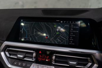 BMW M4 3.0 BiTurbo Competition Steptronic M xDrive Euro 6 (s/s) 2dr