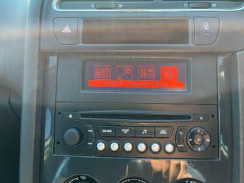 Peugeot 5008 1.6 BlueHDi Active EAT Euro 6 (s/s) 5dr