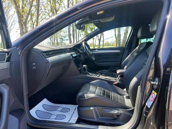 Volkswagen Passat 2.0 TDI EVO R-Line DSG Euro 6 (s/s) 5dr