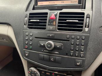 Mercedes-Benz C Class 3.0 C280 V6 Elegance G-Tronic Euro 4 4dr