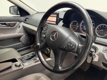 Mercedes-Benz C Class 3.0 C280 V6 Elegance G-Tronic Euro 4 4dr