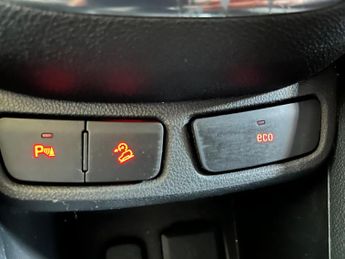 Vauxhall Mokka 1.6 Exclusiv 2WD Euro 5 (s/s) 5dr