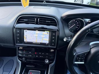 Jaguar XE 2.0d R-Sport Auto Euro 6 (s/s) 4dr