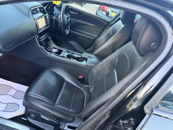 Jaguar XE 2.0d R-Sport Auto Euro 6 (s/s) 4dr